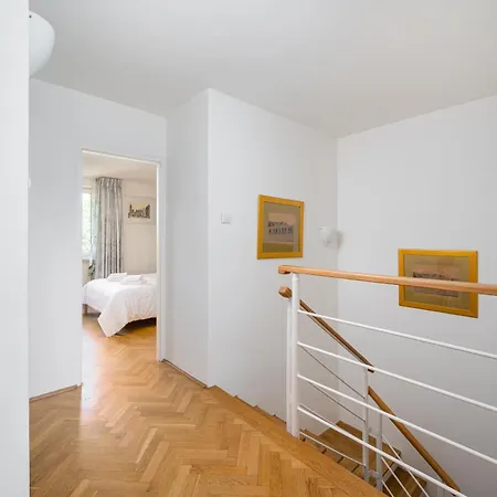 Platinum Skyline By Bookinghost Appartement *